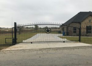 New Automatic Commercial Gate in Dallas Texas