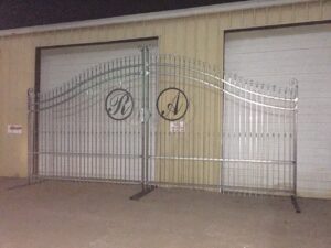 new Swing Gate built in Dallas Texas